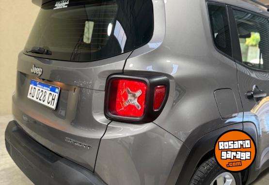 Camionetas - Jeep RENEGADE SPORT 2018 Nafta 26000Km - En Venta