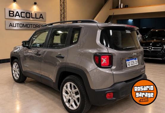 Camionetas - Jeep RENEGADE SPORT 2018 Nafta 26000Km - En Venta