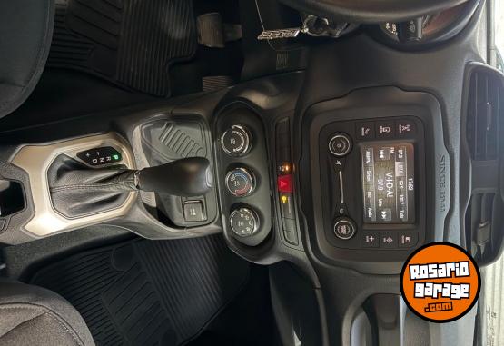 Camionetas - Jeep RENEGADE SPORT 2018 Nafta 26000Km - En Venta