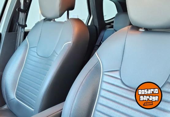 Autos - Renault CAPTUR INTENS 1.6 2020 Nafta 73000Km - En Venta