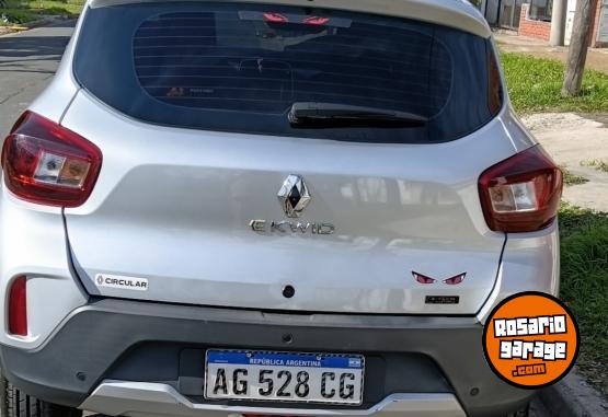 Autos - Renault KWID E-TECH 2024 Electrico / Hibrido 23900Km - En Venta