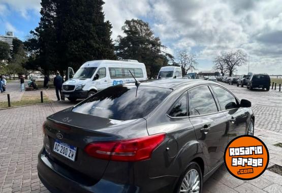 Autos - Ford Focus 2018 Nafta 110000Km - En Venta