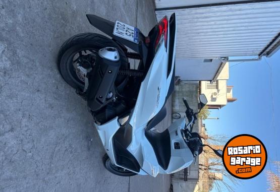 Motos - Honda Pcx 2025 Nafta 700Km - En Venta