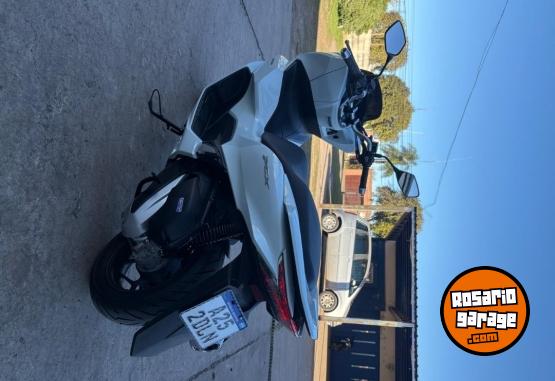 Motos - Honda Pcx 2025 Nafta 700Km - En Venta