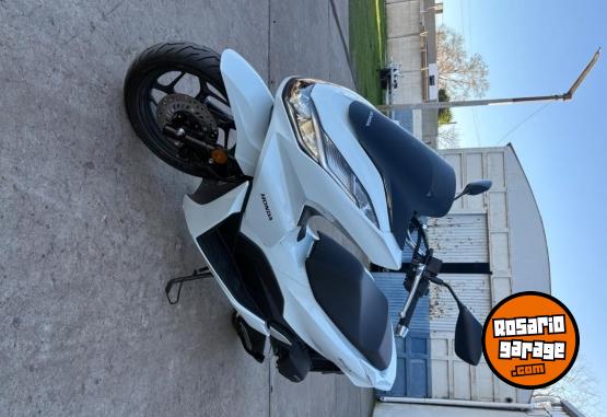 Motos - Honda Pcx 2025 Nafta 700Km - En Venta