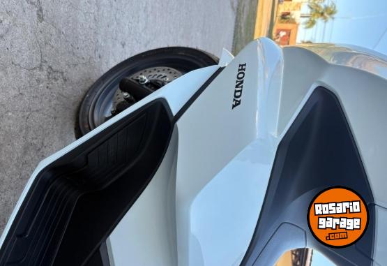 Motos - Honda Pcx 2025 Nafta 700Km - En Venta