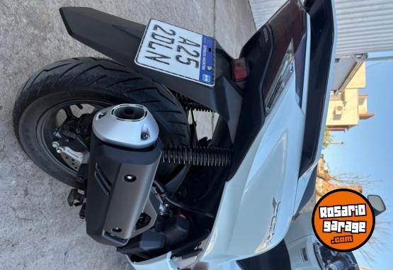 Motos - Honda Pcx 2025 Nafta 700Km - En Venta