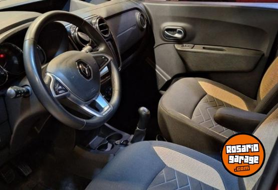 Autos - Renault Kangoo Stepway 2022 Diesel 70000Km - En Venta