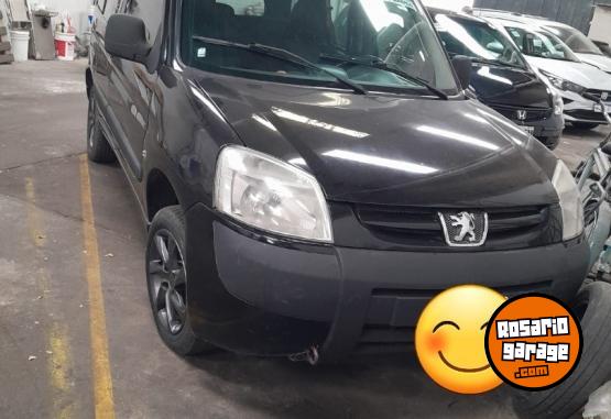 Utilitarios - Peugeot Partner patagonica 2013 GNC 150000Km - En Venta