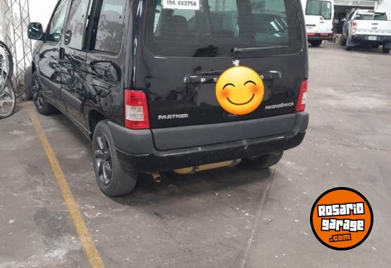 Utilitarios - Peugeot Partner patagonica 2013 GNC 150000Km - En Venta