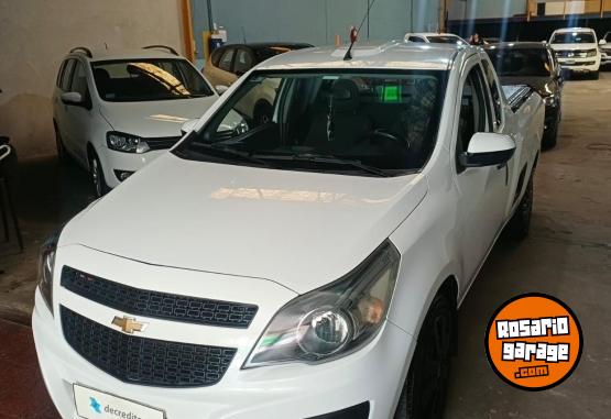 Utilitarios - Chevrolet Montana 2013 GNC 140000Km - En Venta