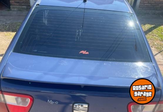 Autos - Seat Cordoba 2001 Diesel 200000Km - En Venta