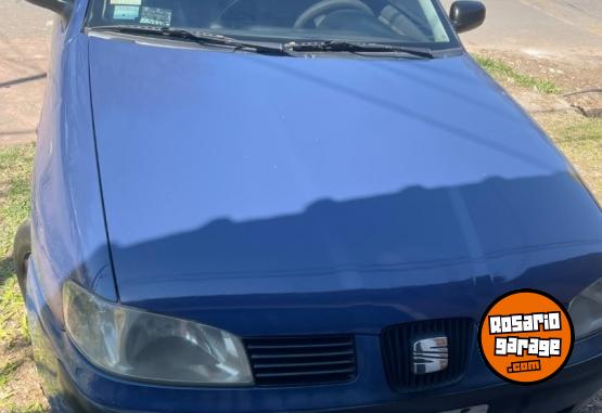 Autos - Seat Cordoba 2001 Diesel 200000Km - En Venta