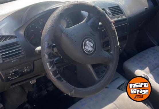 Autos - Seat Cordoba 2001 Diesel 200000Km - En Venta