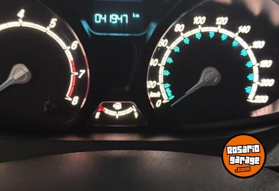 Autos - Ford Kinetic 2016 Nafta 41900Km - En Venta