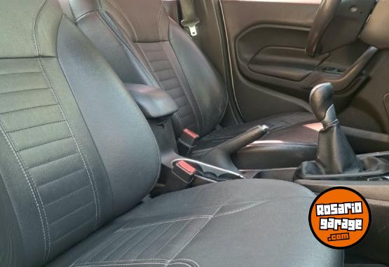 Autos - Ford Fiesta 2016 Nafta 108000Km - En Venta