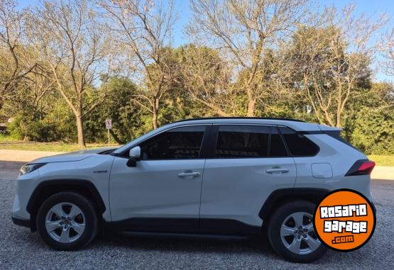 Camionetas - Toyota RAV4 2019 Electrico / Hibrido 90000Km - En Venta