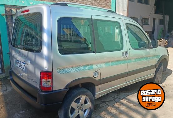 Utilitarios - Peugeot PARTNER PATAGONICA 2018 Nafta 23400Km - En Venta
