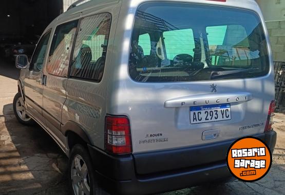 Utilitarios - Peugeot PARTNER PATAGONICA 2018 Nafta 23400Km - En Venta