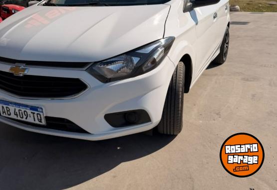 Autos - Chevrolet ONIX LT 2017 Nafta 150000Km - En Venta