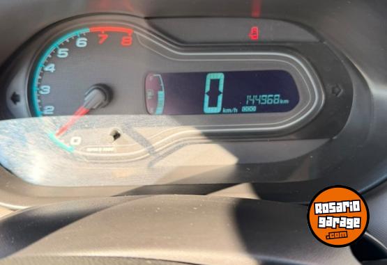 Autos - Chevrolet ONIX LT 2017 Nafta 150000Km - En Venta