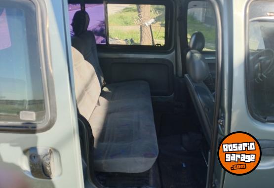 Utilitarios - Volkswagen Kangoo 1999 Diesel 111111Km - En Venta