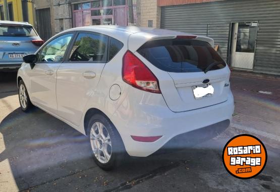 Autos - Ford Fiesta Kinetic 2014 Nafta 109000Km - En Venta
