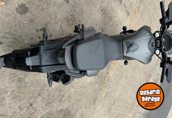 Motos - Bajaj Dominar 400 2025 Nafta 6200Km - En Venta