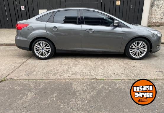 Autos - Ford Focus 2014 Nafta 114000Km - En Venta