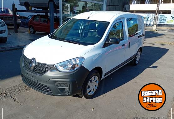 Utilitarios - Renault KANGOO FURG�N MIXTA 2026 Nafta 0Km - En Venta