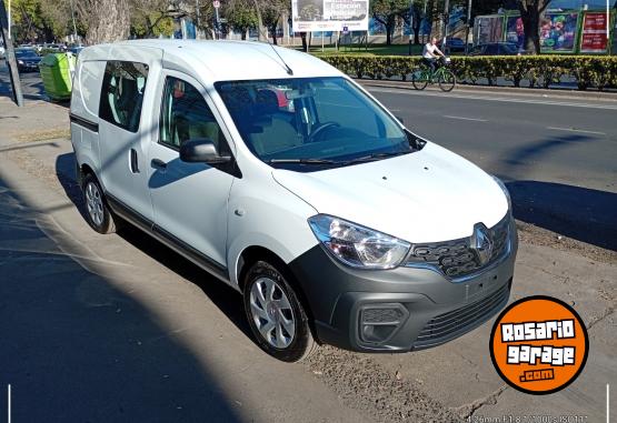 Utilitarios - Renault KANGOO FURG�N MIXTA 2026 Nafta 0Km - En Venta