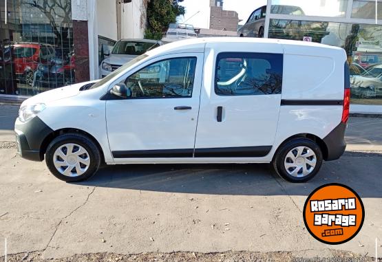 Utilitarios - Renault KANGOO FURG�N MIXTA 2026 Nafta 0Km - En Venta