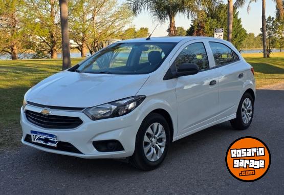Autos - Chevrolet Onix LT 2017 Nafta 98000Km - En Venta