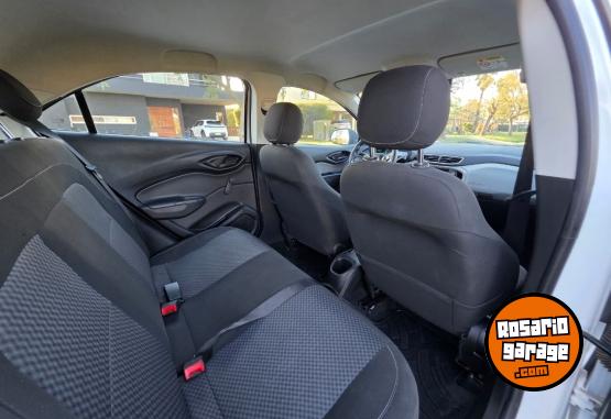 Autos - Chevrolet Onix LT 2017 Nafta 98000Km - En Venta