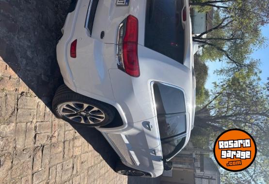 Camionetas - Jeep Grand Cherokee Overland 2017 Nafta 140000Km - En Venta