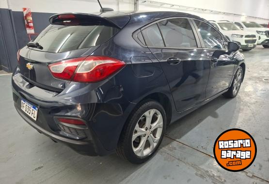 Autos - Chevrolet CRUZE LT MT 5PTAS 2021 Nafta 97000Km - En Venta