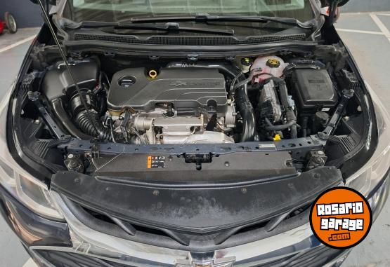 Autos - Chevrolet CRUZE LT MT 5PTAS 2021 Nafta 97000Km - En Venta