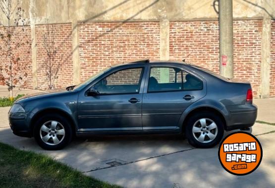 Autos - Volkswagen Bora 2009 Nafta 111Km - En Venta