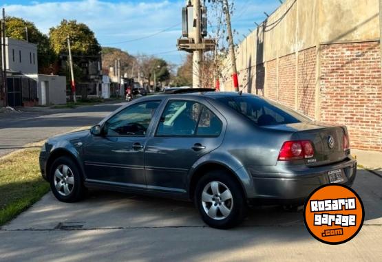 Autos - Volkswagen Bora 2009 Nafta 111Km - En Venta