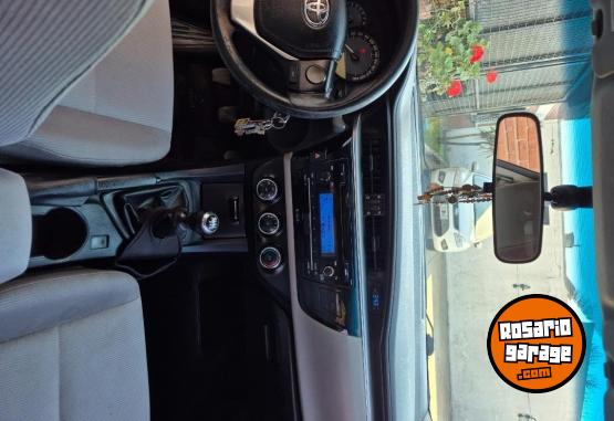 Autos - Toyota Corolla xli 2015 Nafta 228000Km - En Venta