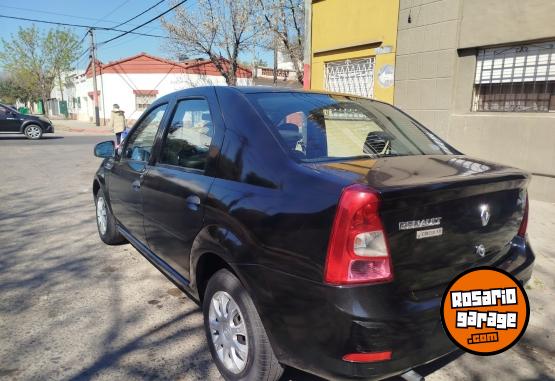 Autos - Renault Logan 2010 Diesel 236700Km - En Venta