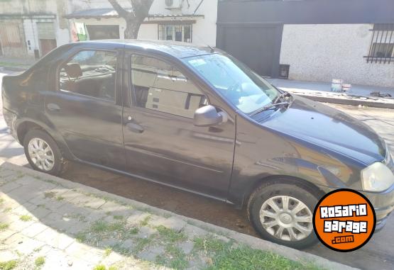 Autos - Renault Logan 2010 Diesel 236700Km - En Venta