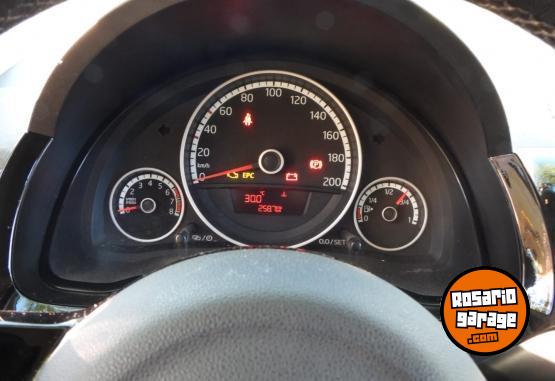 Autos - Volkswagen Up full full 2015 Nafta 169400Km - En Venta