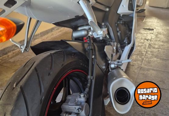 Motos - Yamaha R6 2010 Nafta 24000Km - En Venta