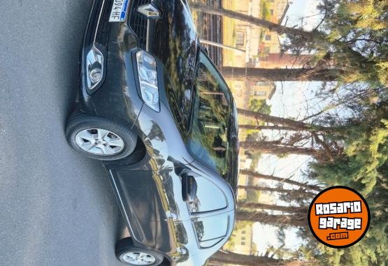 Autos - Renault Logan privilege 2016 Nafta 130000Km - En Venta