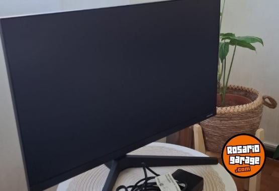Informática - Monitor Samsung 24 Pulgadas Full HD HDMI Impecable - En Venta