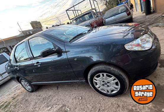 Autos - Fiat Siena 2005 Nafta 144000Km - En Venta