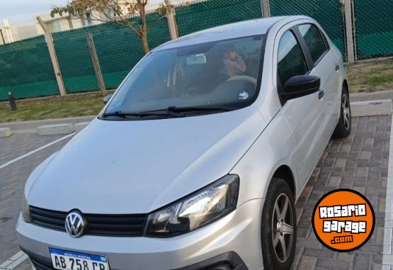 Autos - Volkswagen Gold trend 2017 GNC 107000Km - En Venta