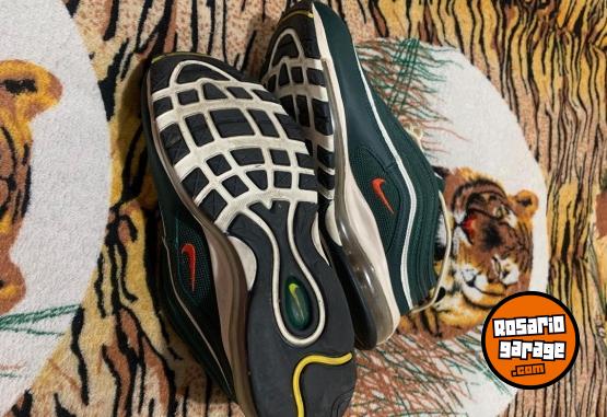 Indumentaria - Nike air Max 97 impecable casi sin uso  n44/45 - En Venta