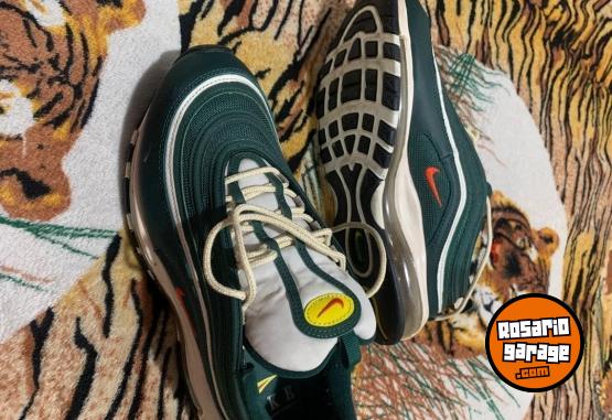 Indumentaria - Nike air Max 97 impecable casi sin uso  n44/45 - En Venta